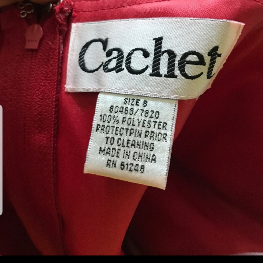 Red Croset - Picture 3 of 3